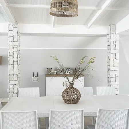 1 Bedroom Awesome In *
