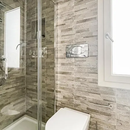 1 Bedroom Awesome In *