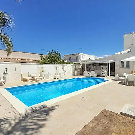 1 Bedroom Awesome In